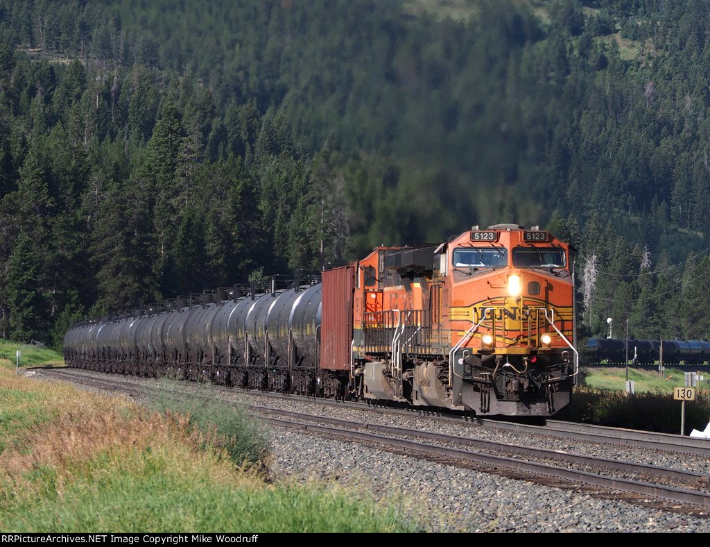 BNSF 5123